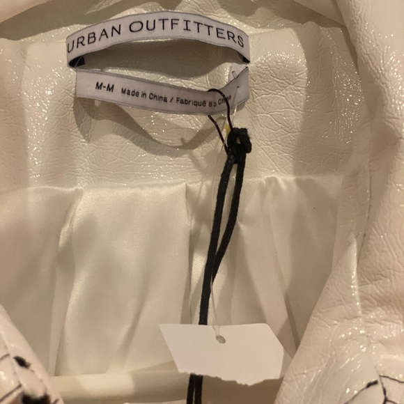 Urban Outfitters cream shiny jacket. Size M. - Picture 4 of 4